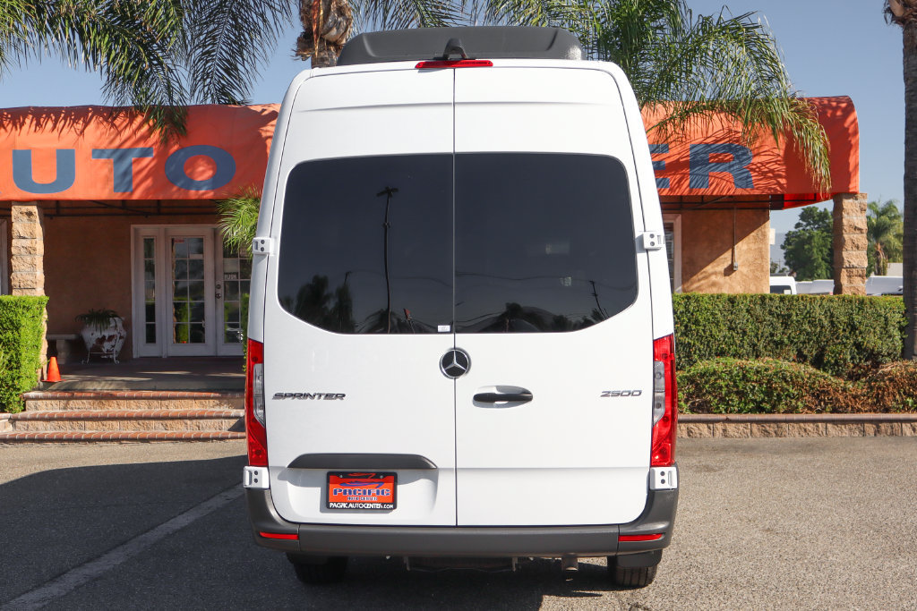 Used 2026 Mercedes-Benz Sprinter 2500 image 7