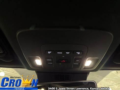 New 2026 Toyota Camry SE AWD/4WD image 34