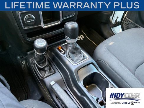 Used 2018 Jeep Wrangler Unlimited Sport AWD/4WD image 19