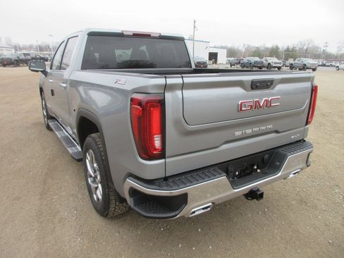 New 2026 GMC Sierra 1500 SLT w/ SLT Premium Package image 8