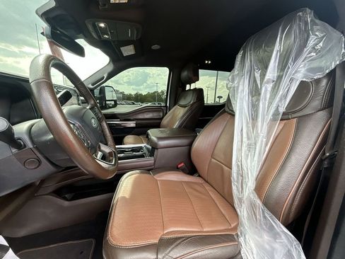 Used 2024 Ford F350 King Ranch w/ FX4 Off-Road Package AWD/4WD image 17