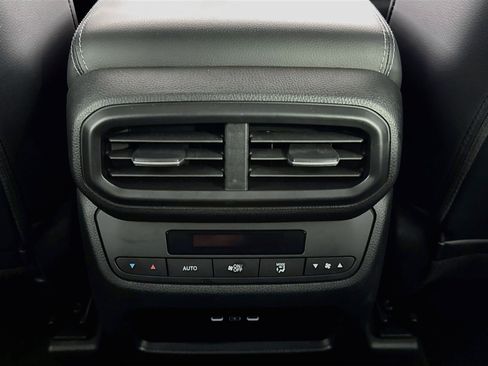 Certified 2025 Honda Pilot Touring image 27
