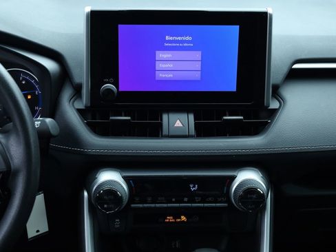 Used 2024 Toyota RAV4 LE image 6