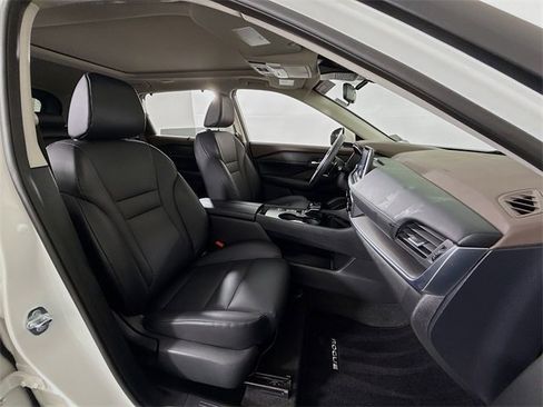 Certified 2023 Nissan Rogue SV w/ SV Premium B Package image 24