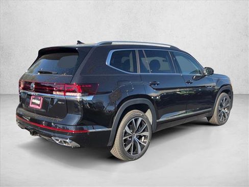 New 2026 Volkswagen Atlas SEL Premium R-Line image 2
