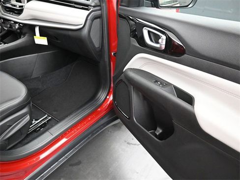 New 2026 Jeep Compass Limited image 23