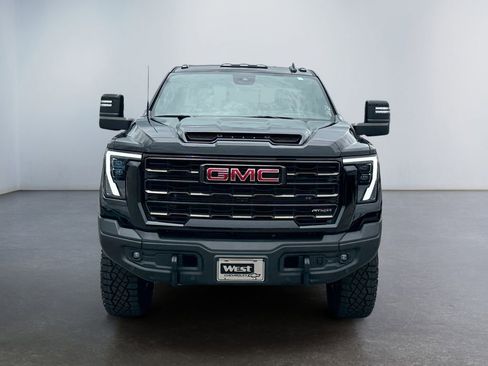 Used 2024 GMC Sierra 2500 AT4X w/ AT4X AEV Edition AWD/4WD image 8