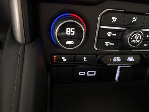 Certified 2022 Chevrolet Tahoe Z71 image 31