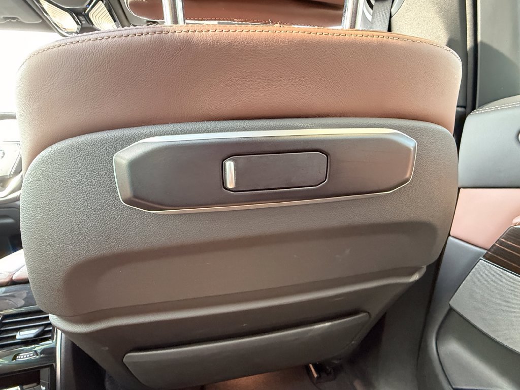 Used 2025 BMW X5 xDrive50e AWD/4WD image 41