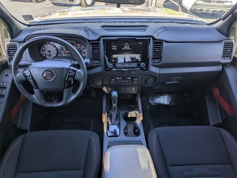 Used 2024 Nissan Frontier Pro-X image 14