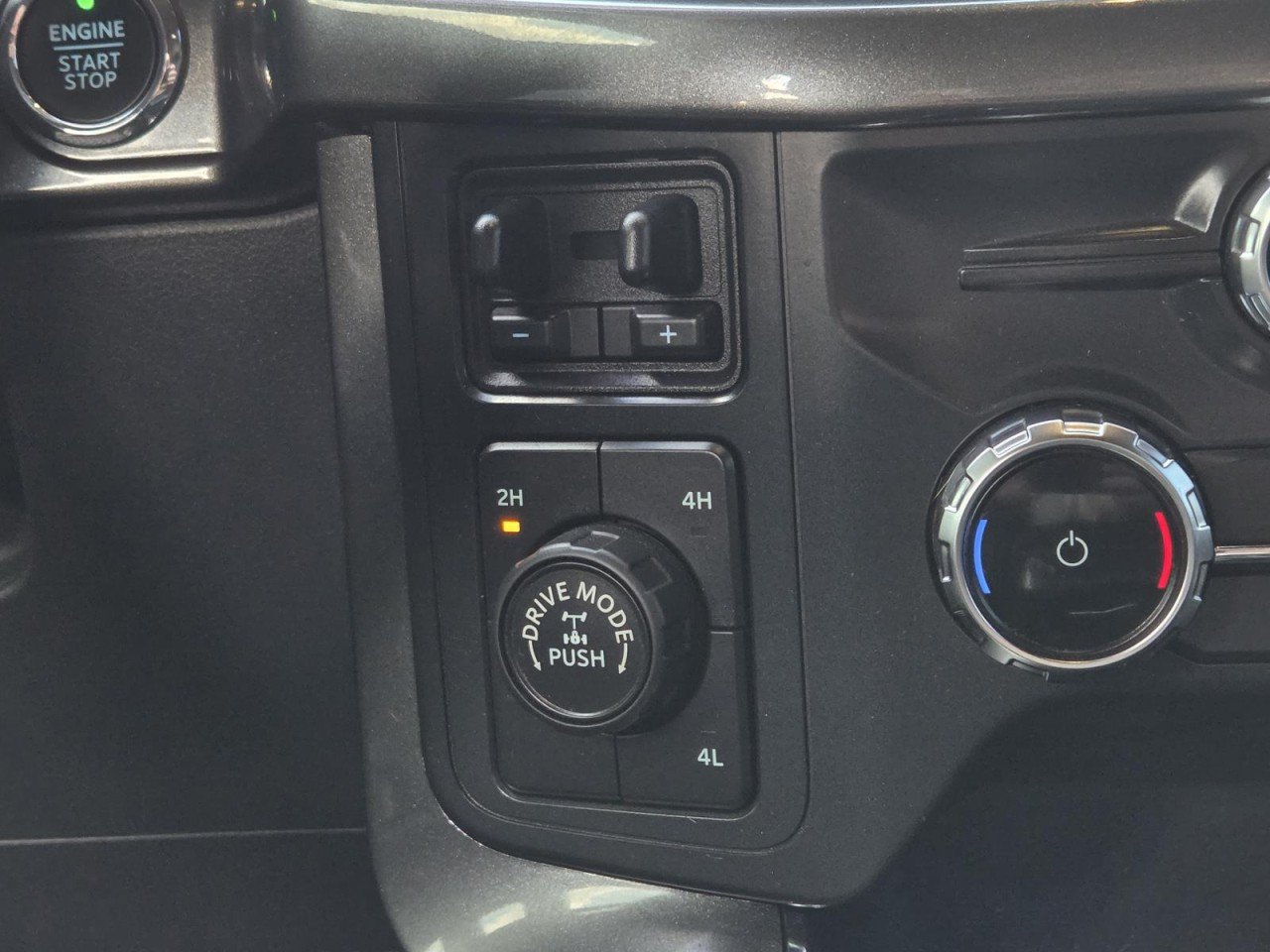 Used 2022 Ford F150 XLT w/ Equipment Group 302A High AWD/4WD image 17