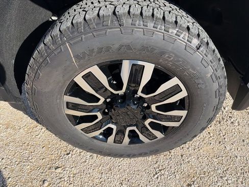 New 2026 GMC Sierra 2500 Denali Ultimate image 10