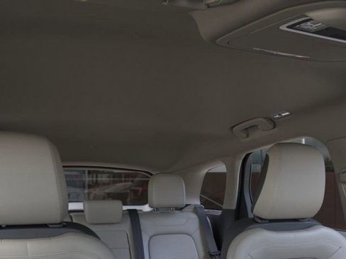 New 2026 Lincoln Corsair Premiere AWD/4WD image 22