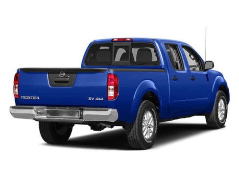 Used 2014 Nissan Frontier SV w/ SV Value Truck Package RWD image 2