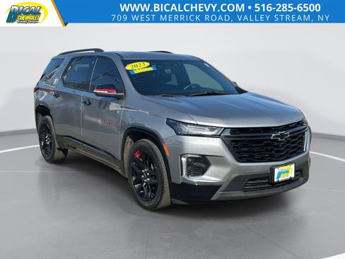 Used 2023 Chevrolet Traverse Premier w/ Redline Edition image 1