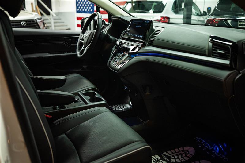Used 2026 Honda Odyssey Elite image 14