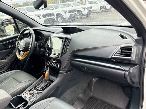 Used 2024 Subaru Forester Wilderness w/ Wilderness Package AWD/4WD image 18