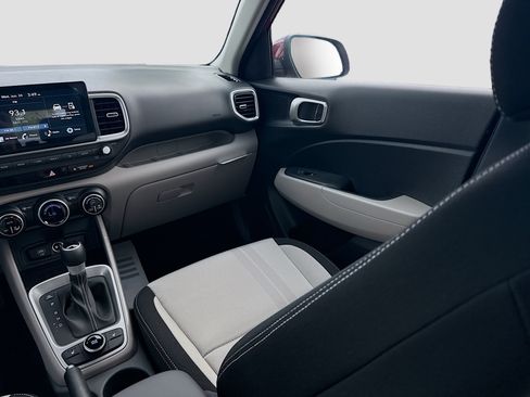 New 2026 Hyundai Venue SEL FWD image 16