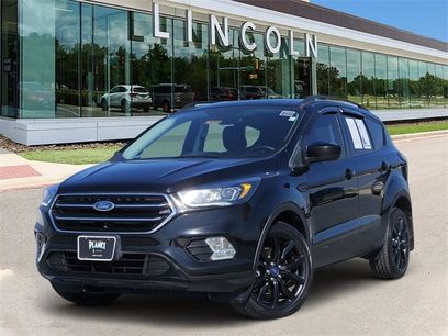 Used 2018 Ford Escape SE w/ SE Sport Appearance Package