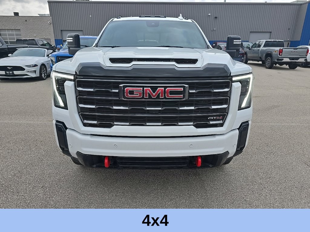 Used 2026 GMC Sierra 2500 AT4 w/ Technology Package AWD/4WD image 2
