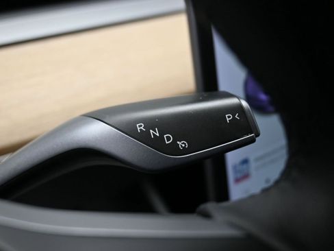 Used 2020 Tesla Model 3 Long Range image 19