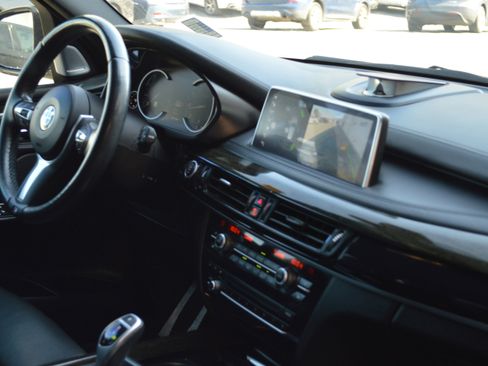 Used 2018 BMW X5 xDrive50i image 36