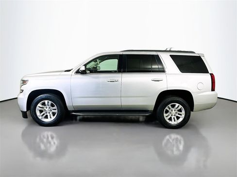 Used 2018 Chevrolet Tahoe LT image 4