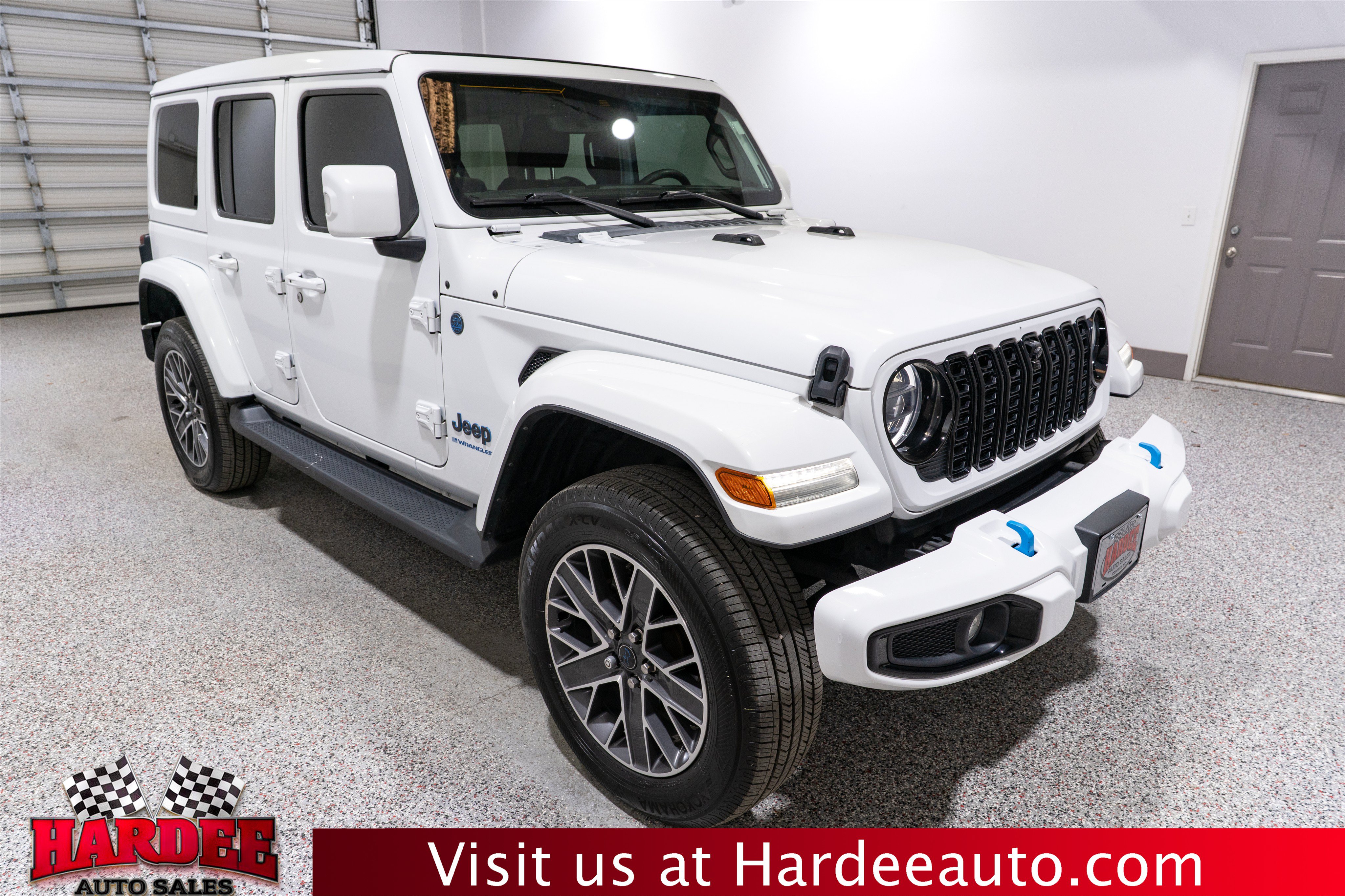 Used 2024 Jeep Wrangler High Altitude AWD/4WD image 6