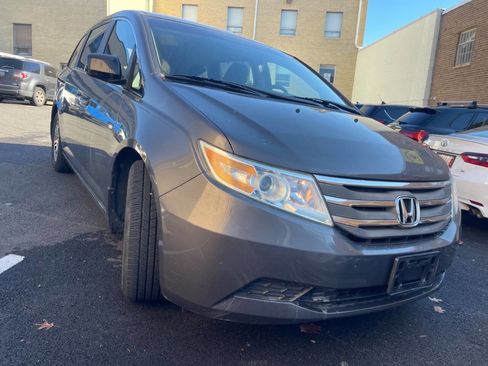 Used 2012 Honda Odyssey EX image 2