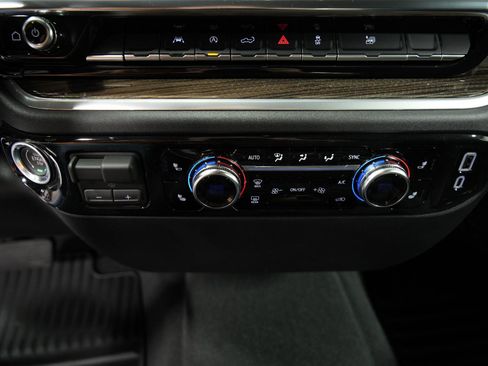 New 2026 GMC Sierra 1500 Elevation AWD/4WD image 35