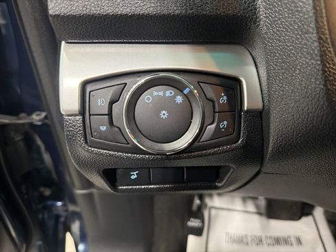 Used 2016 Ford Explorer XLT w/ Equipment Group 202A image 27