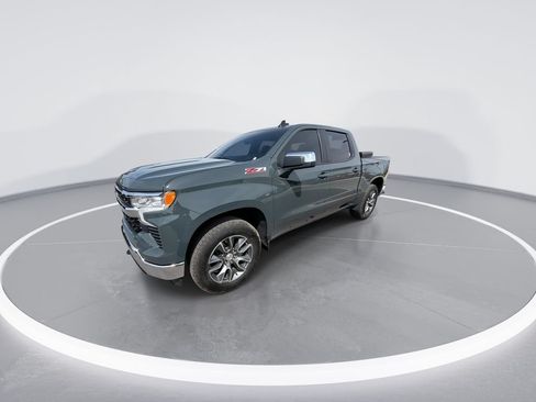 Used 2026 Chevrolet Silverado 1500 LT AWD/4WD image 4