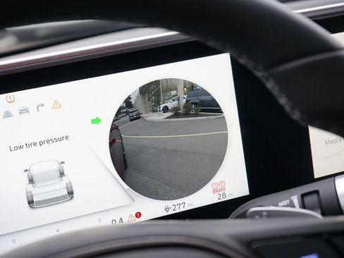 Certified 2025 Hyundai Ioniq 6 Limited image 24