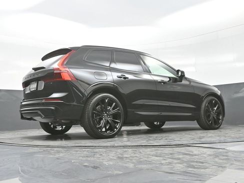 New 2026 Volvo XC60 T8 Ultra w/ Climate Package AWD/4WD image 31