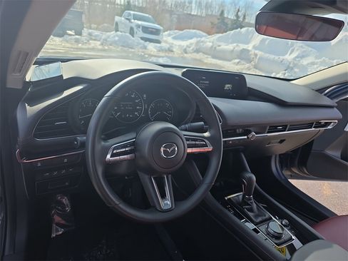 Used 2023 MAZDA MAZDA3 s image 15