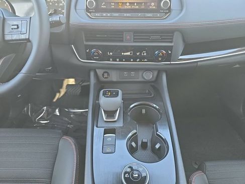 New 2026 Nissan Rogue SV AWD/4WD image 3