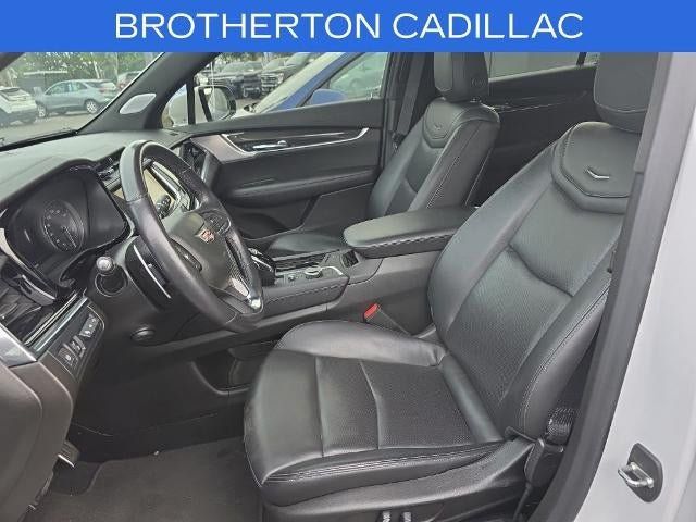 Used 2022 Cadillac XT6 Sport w/ Technology Package AWD/4WD image 13