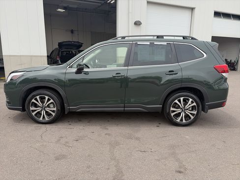 Used 2023 Subaru Forester Limited AWD/4WD image 8
