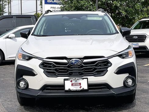 Used 2025 Subaru Crosstrek 2.5i Premium AWD/4WD image 2