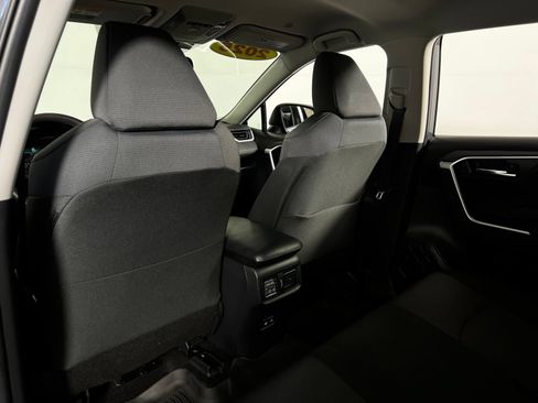 Certified 2025 Toyota RAV4 XLE AWD/4WD image 20