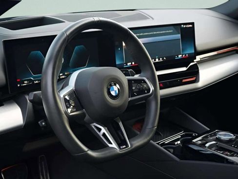 Used 2024 BMW 530i xDrive 530i xDrive image 41