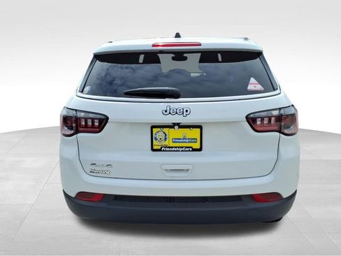 Used 2023 Jeep Compass Sport AWD/4WD image 7