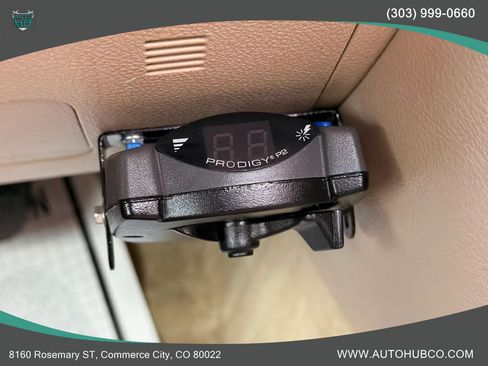 Used 2015 Toyota Land Cruiser AWD/4WD image 38