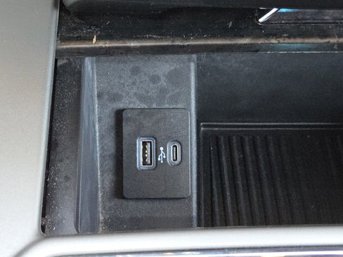 Certified 2022 Ford F250 Lariat w/ Lariat Value Package image 20