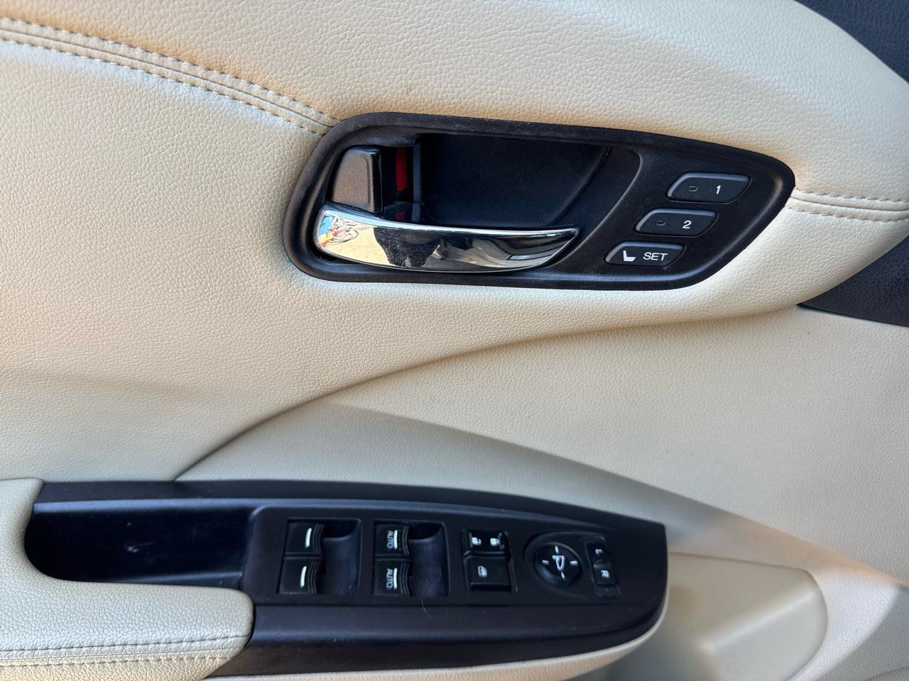 Used 2014 Acura RDX w/ Technology Package AWD/4WD image 25