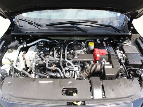 Used 2025 Nissan Sentra SV w/ Trunk Package FWD image 31