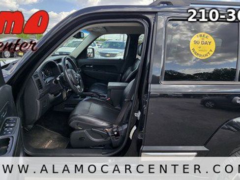 Used 2012 Jeep Liberty Sport image 29