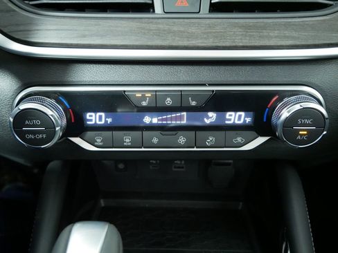 New 2025 Nissan Altima 2.5 SL image 31