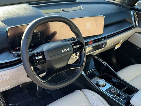 New 2026 Kia Sorento SX Prestige image 9