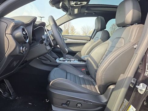 New 2026 Alfa Romeo Stelvio Sprint AWD/4WD image 9
